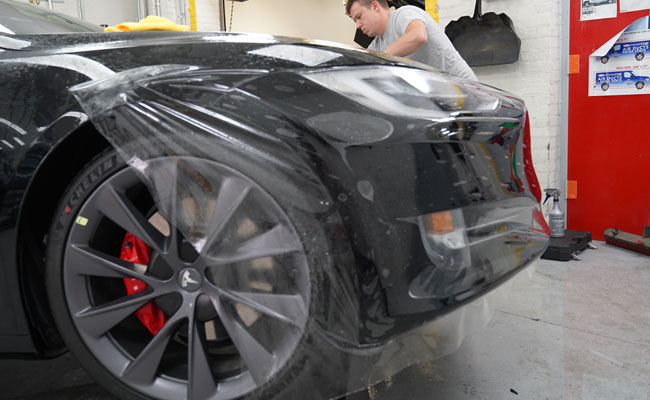 Tesla Model 3 protective film - set of 4, rear rocker panel and wheel arch